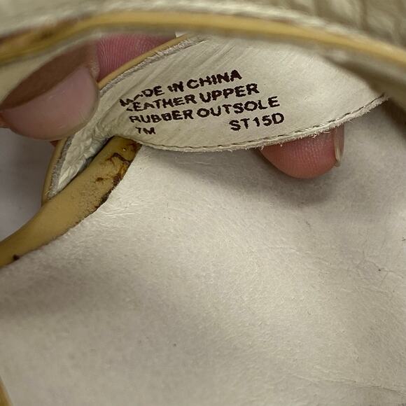 Michael Kors Evie Platform Patent Sandals Heels Womens Size 7 - Picture 8 of 8